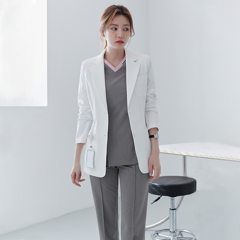 Koreanischer Medizinischer Sch – Medical Lab Years Bewertung und Preis
